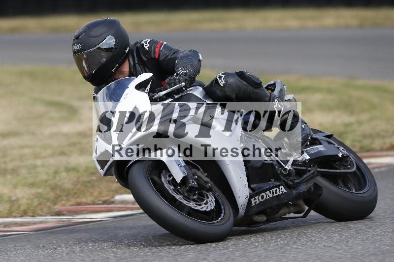 /32 07.07.2025 Plüss Moto Sport ADR/Freies Fahren/21